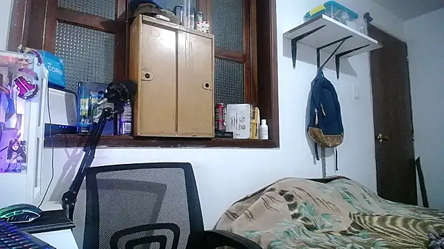 esjrobles online show from 02/10/25, 04:08