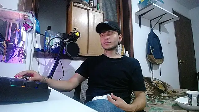 esjrobles online show from 02/14/25, 04:04