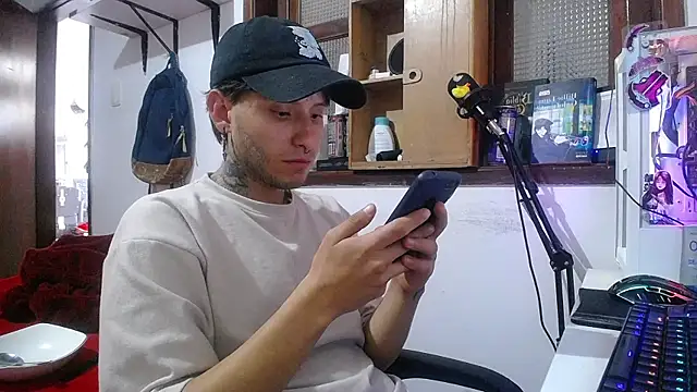 esjrobles online show from 02/19/25, 04:33