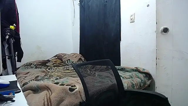 esjrobles online show from 10/06/25, 12:57