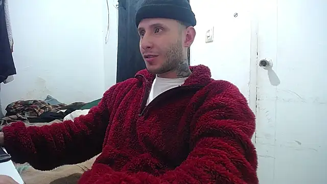 esjrobles online show from 10/18/25, 05:10