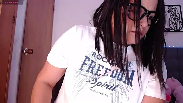 maraa lee online show from 02/10/25, 01:55