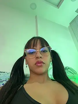 Snapshot of AnaSofia_07sv chatting on 06/24/26, 06:01 AnaSofia 07sv online show from 06/24/26, 06:01