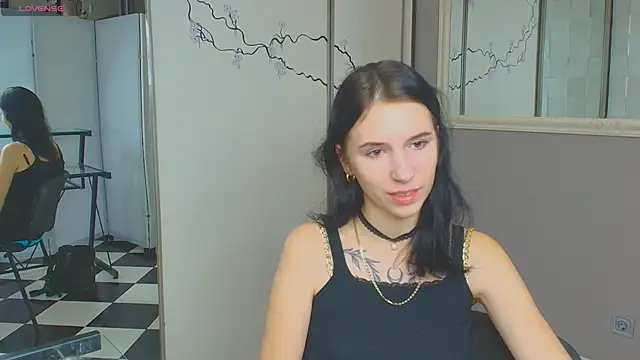 Snapshot of KarolinaBlacks chatting on 12/08/24, 09:57 KarolinaBlacks online show from 12/08/24, 09:57