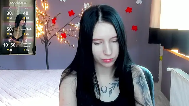 KarolinaBlacks online show from 04/12/26, 05:23