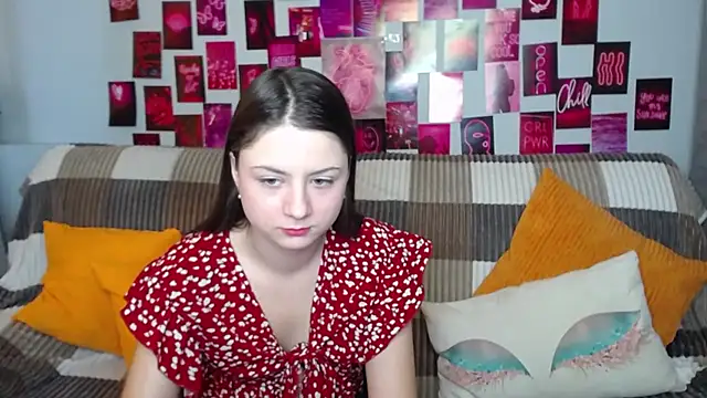 Snapshot of MilanaRoza chatting on 03/09/25, 05:44 MilanaRoza online show from 03/09/25, 05:44