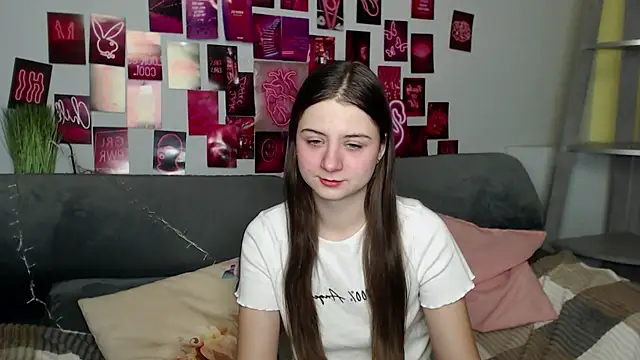 MilanaRoza online show from 10/25/25, 04:42