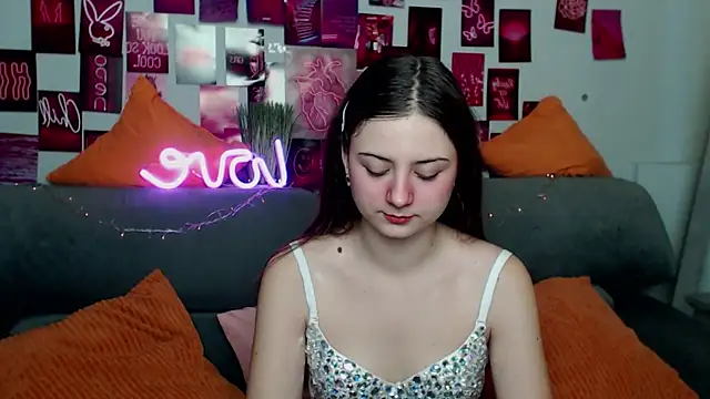 MilanaRoza online show from 11/02/25, 06:05