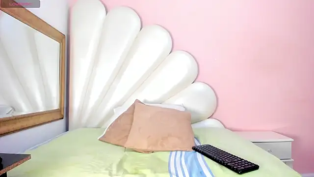 Ally Parkeer  online show from 02/27/25, 05:36