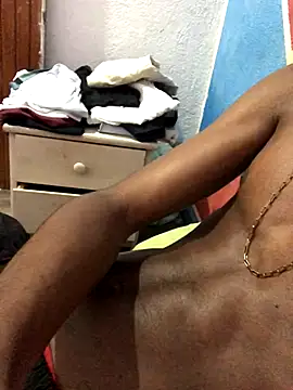 Snapshot of novinhoRJsafado chatting on 09/17/25, 02:41 novinhoRJsafado online show from 09/17/25, 02:41