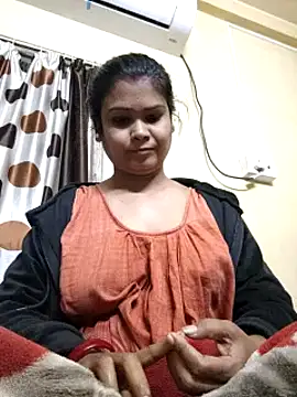 Snapshot of yoursweety09 chatting on 01/09/25, 03:12 yoursweety09 online show from 01/09/25, 03:12