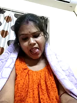 Snapshot of yoursweety09 chatting on 01/12/25, 02:41 yoursweety09 online show from 01/12/25, 02:41