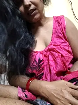 Snapshot of yoursweety09 chatting on 01/27/25, 01:59 yoursweety09 online show from 01/27/25, 01:59