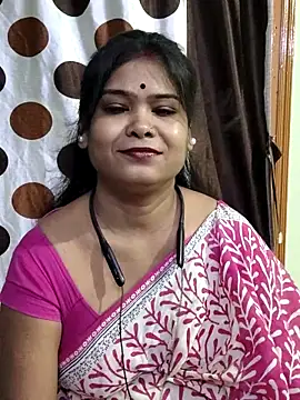 Snapshot of yoursweety09 chatting on 10/07/25, 12:08 yoursweety09 online show from 10/07/25, 12:08