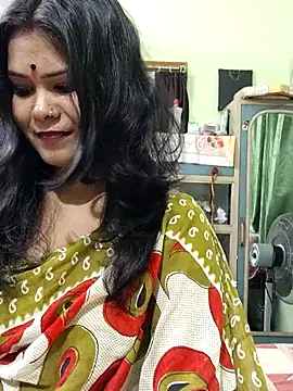 Snapshot of yoursweety09 chatting on 10/30/25, 08:16 yoursweety09 online show from 10/30/25, 08:16