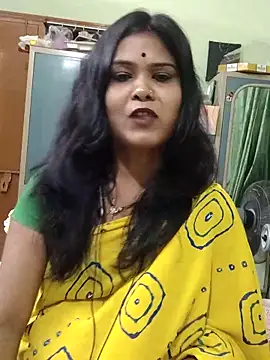 Snapshot of yoursweety09 chatting on 11/01/25, 01:57 yoursweety09 online show from 11/01/25, 01:57