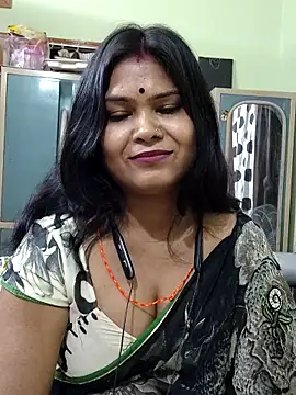 Snapshot of yoursweety09 chatting on 11/13/25, 03:00 yoursweety09 online show from 11/13/25, 03:00