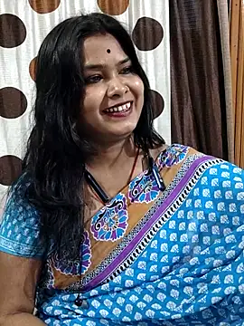 Snapshot of yoursweety09 chatting on 12/01/25, 08:41 yoursweety09 online show from 12/01/25, 08:41