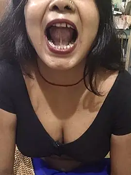 yoursweety09 online show from 03/17/26, 02:09