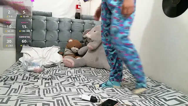 pamelaykamila online show from 11/30/25, 04:27