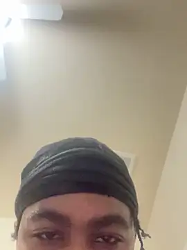 Snapshot of cumwatch3376 chatting on 12/10/24, 07:43 cumwatch3376 online show from 12/10/24, 07:43