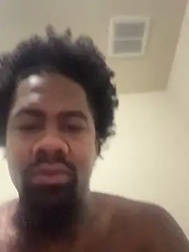 Snapshot of cumwatch3376 chatting on 01/01/25, 07:10 cumwatch3376 online show from 01/01/25, 07:10