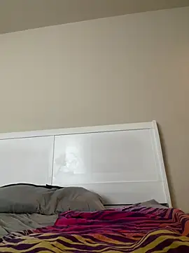 Snapshot of cumwatch3376 chatting on 03/21/25, 06:18 cumwatch3376 online show from 03/21/25, 06:18