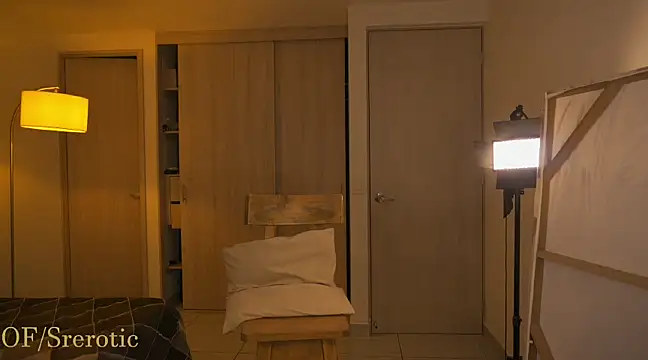  srerotic online show from 03/13/25, 11:27