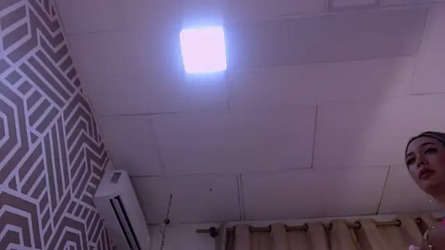 SashaDurante online show from 04/06/26, 12:28