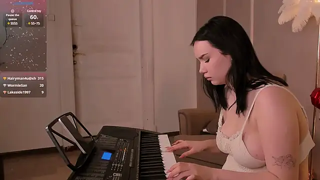 Alisia Mars online show from 02/10/25, 09:47