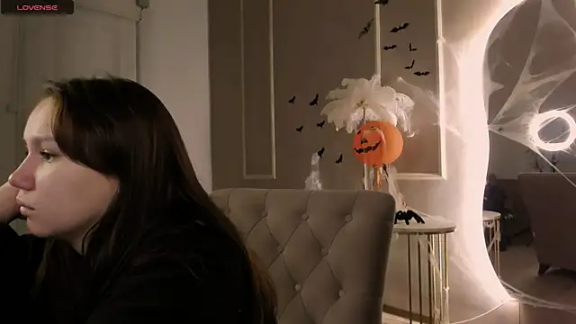 Alisia Mars online show from 10/22/25, 05:41