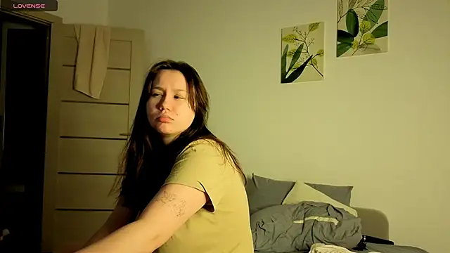 Alisia Mars online show from 11/05/25, 02:33