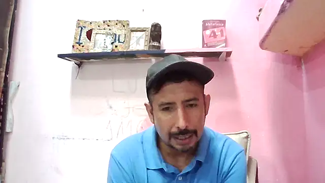 Snapshot of luzsexcita chatting on 09/12/25, 03:12 luzsexcita online show from 09/12/25, 03:12