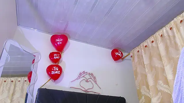 Laylafoxy tay online show from 02/22/25, 06:06