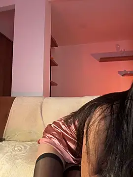 July gh online show from 04/06/26, 11:16