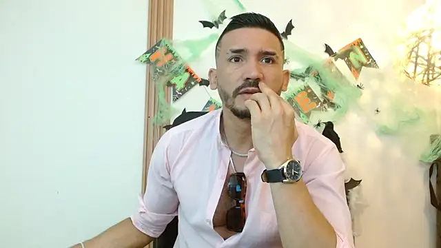 Reiko 85  online show from 10/22/25, 02:39