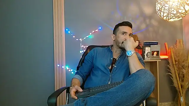 Reiko 85  online show from 04/02/26, 02:37