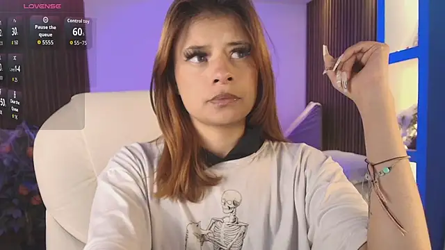 Snapshot of Antonella_Torres2 chatting on 11/12/25, 03:29 Antonella Torres2 online show from 11/12/25, 03:29