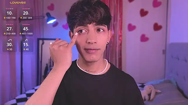 Snapshot of teobowny_ chatting on 02/08/25, 02:38 teobowny online show from 02/08/25, 02:38