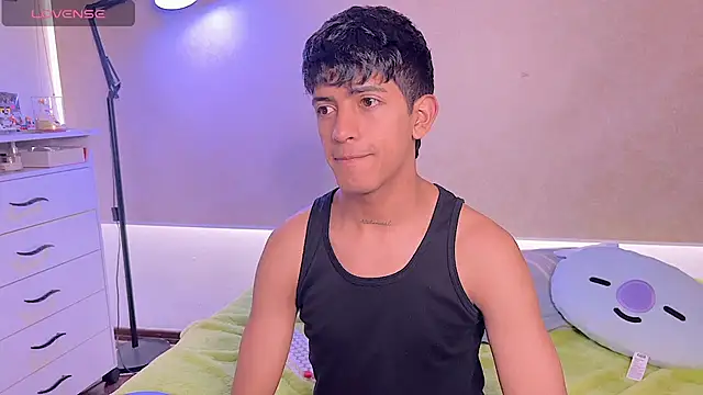 teobowny  online show from 03/31/26, 08:53