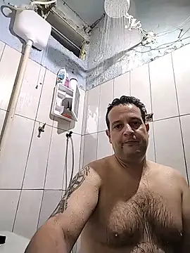 Snapshot of Topezinho123 chatting on 05/16/26, 09:35 Topezinho123 online show from 05/16/26, 09:35