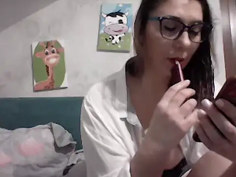 Snapshot of AmberElixir chatting on 03/01/25, 07:48 AmberElixir online show from 03/01/25, 07:48