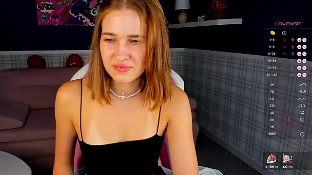 Jennifer Wadee online show from 03/02/25, 01:04