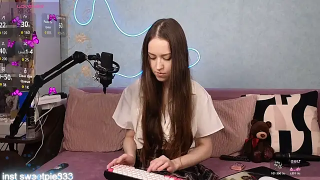 Anal Girl  online show from 12/22/25, 04:59