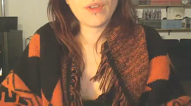 complicata mente online show from 12/25/24, 09:11