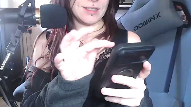 complicata mente online show from 02/04/25, 10:54