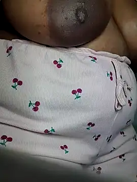 Bustylisa17 online show from 12/01/24, 06:08