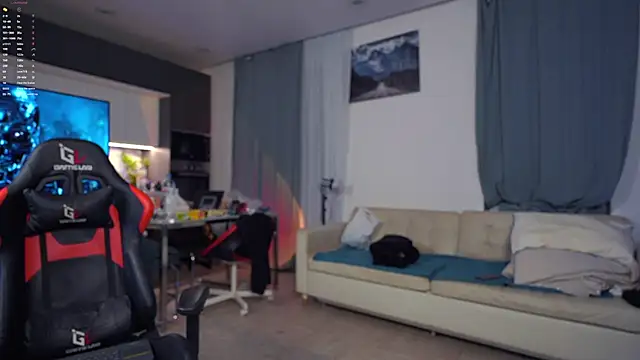 Snapshot of Alex_xxx chatting on 02/12/26, 05:30 Alex xxx online show from 02/12/26, 05:30