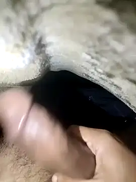 Snapshot of nidansohib1230 chatting on 12/23/24, 03:01 nidansohib1230 online show from 12/23/24, 03:01