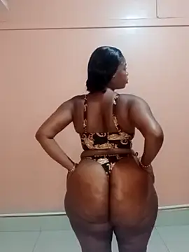 Snapshot of Luciouslips00 chatting on 03/01/26, 08:38 Luciouslips00 online show from 03/01/26, 08:38